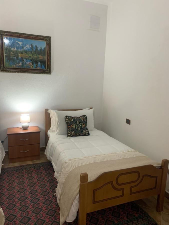 Vila Demaj! Free Parking Берат Экстерьер фото